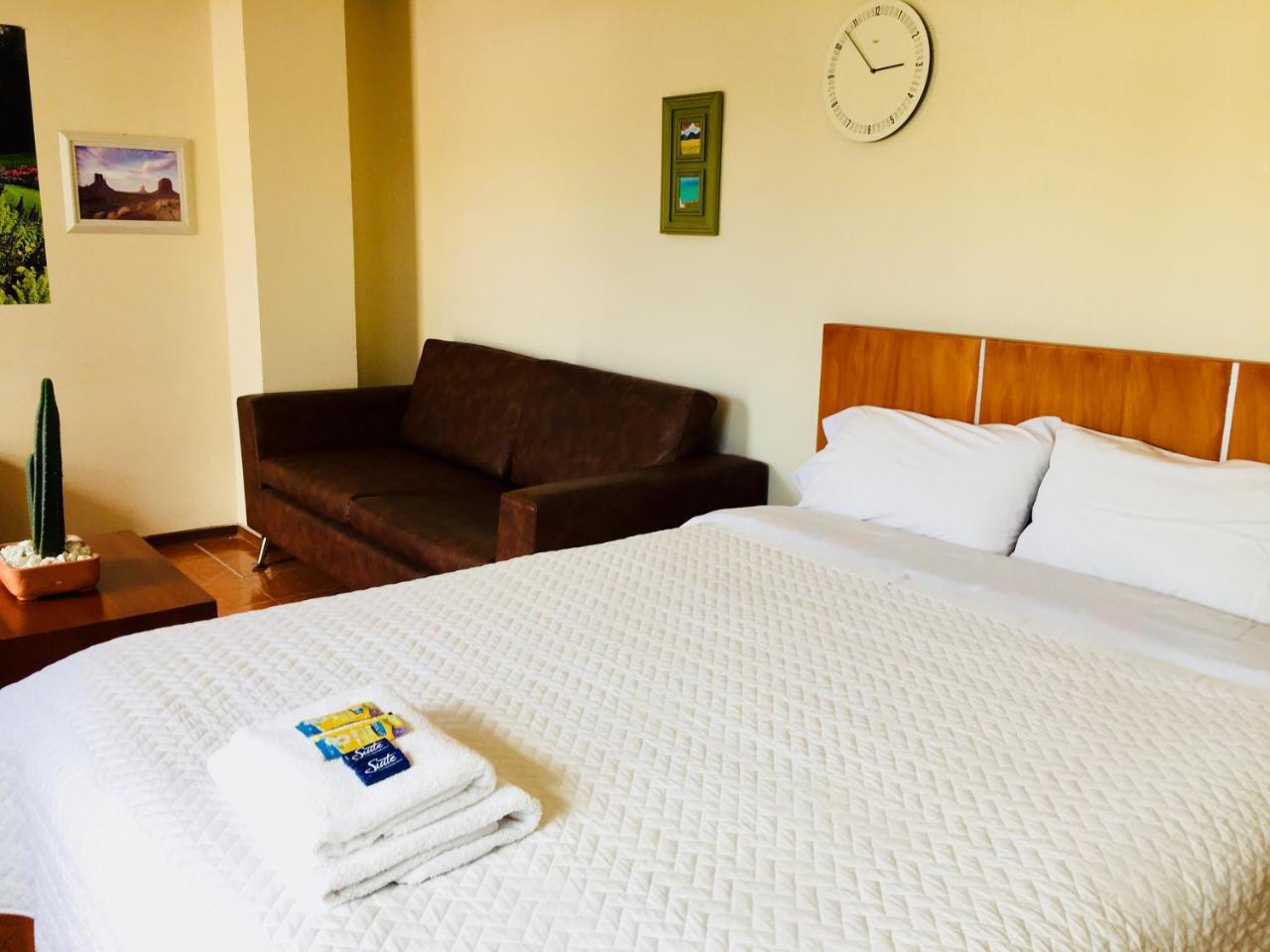 Quito Terrace Hostel Ngoại thất bức ảnh